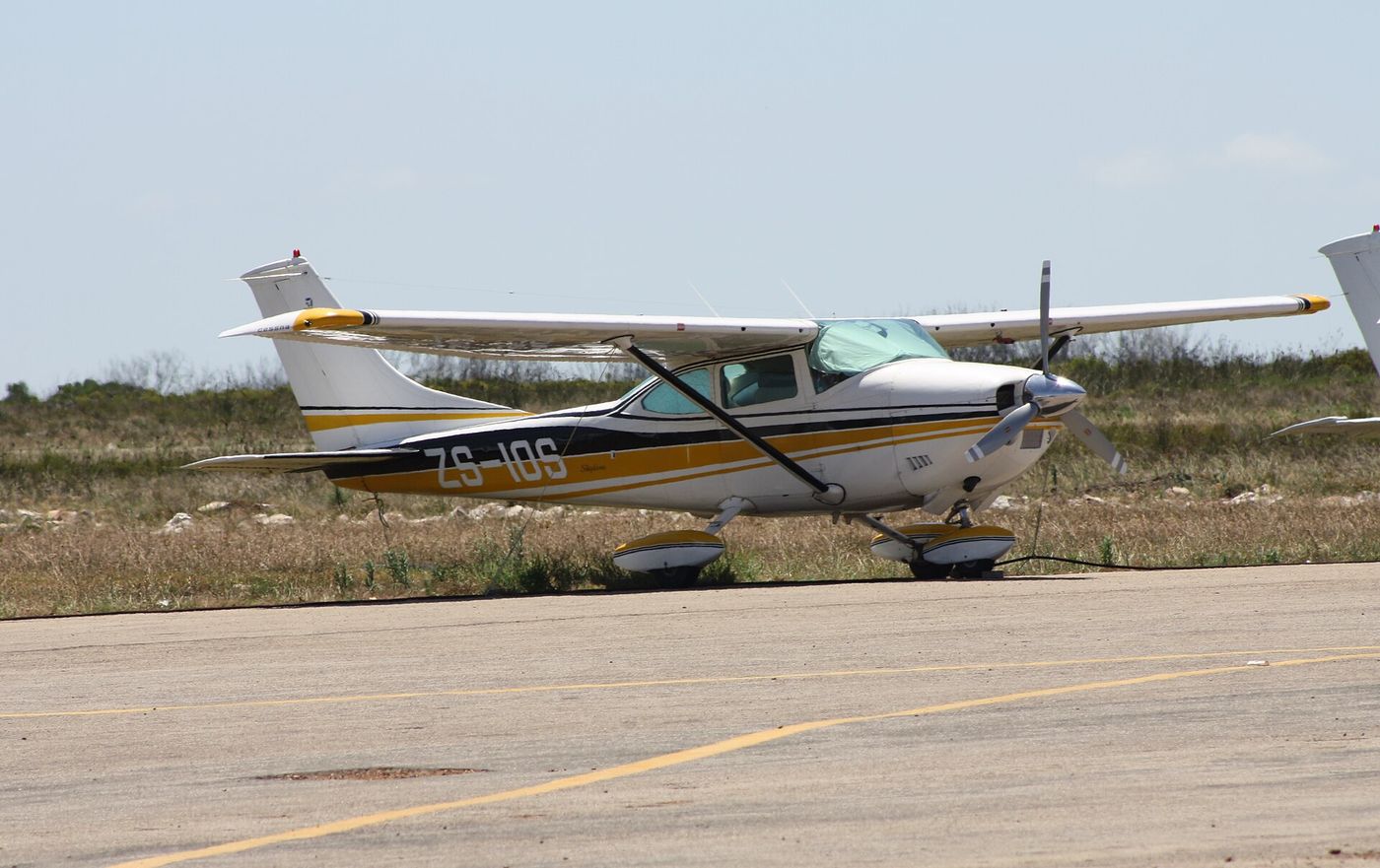 What general aviation airports do